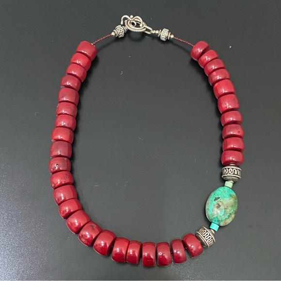 Handcrafted Red Coral & Turquoise Bali Toggle Clasp 17” Chunky Necklace 113g - Picture 4 of 15